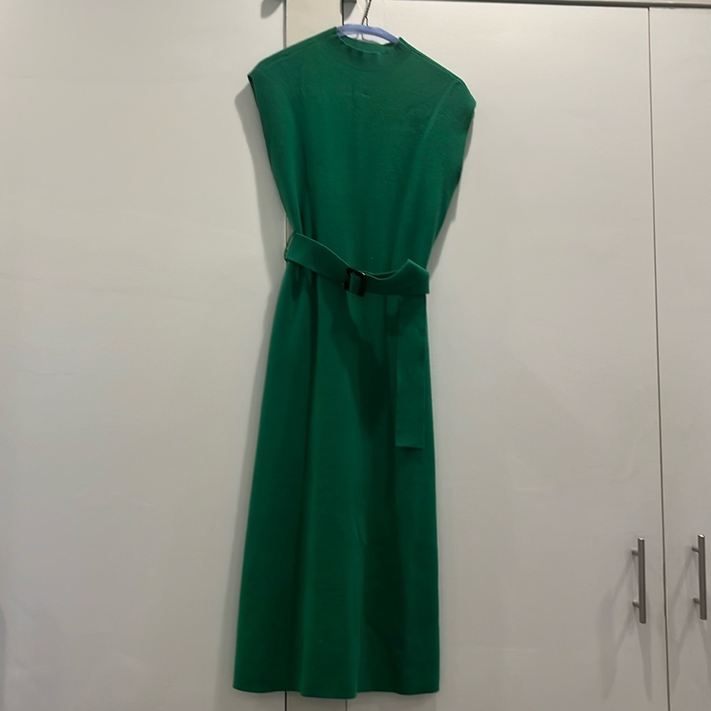 Ann Taylor knit Kelly green dress